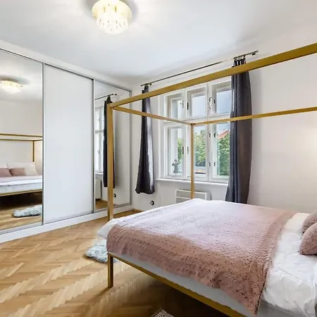 Сasa de vacaciones Golden Frame - Your Center Spot *